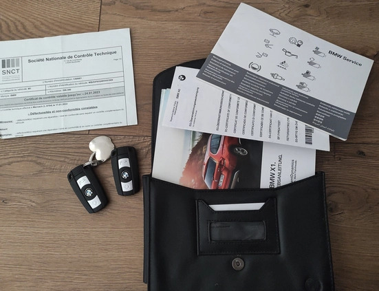 BMW X1 cena 54800 przebieg: 240000, rok produkcji 2014 z Lubań małe 211